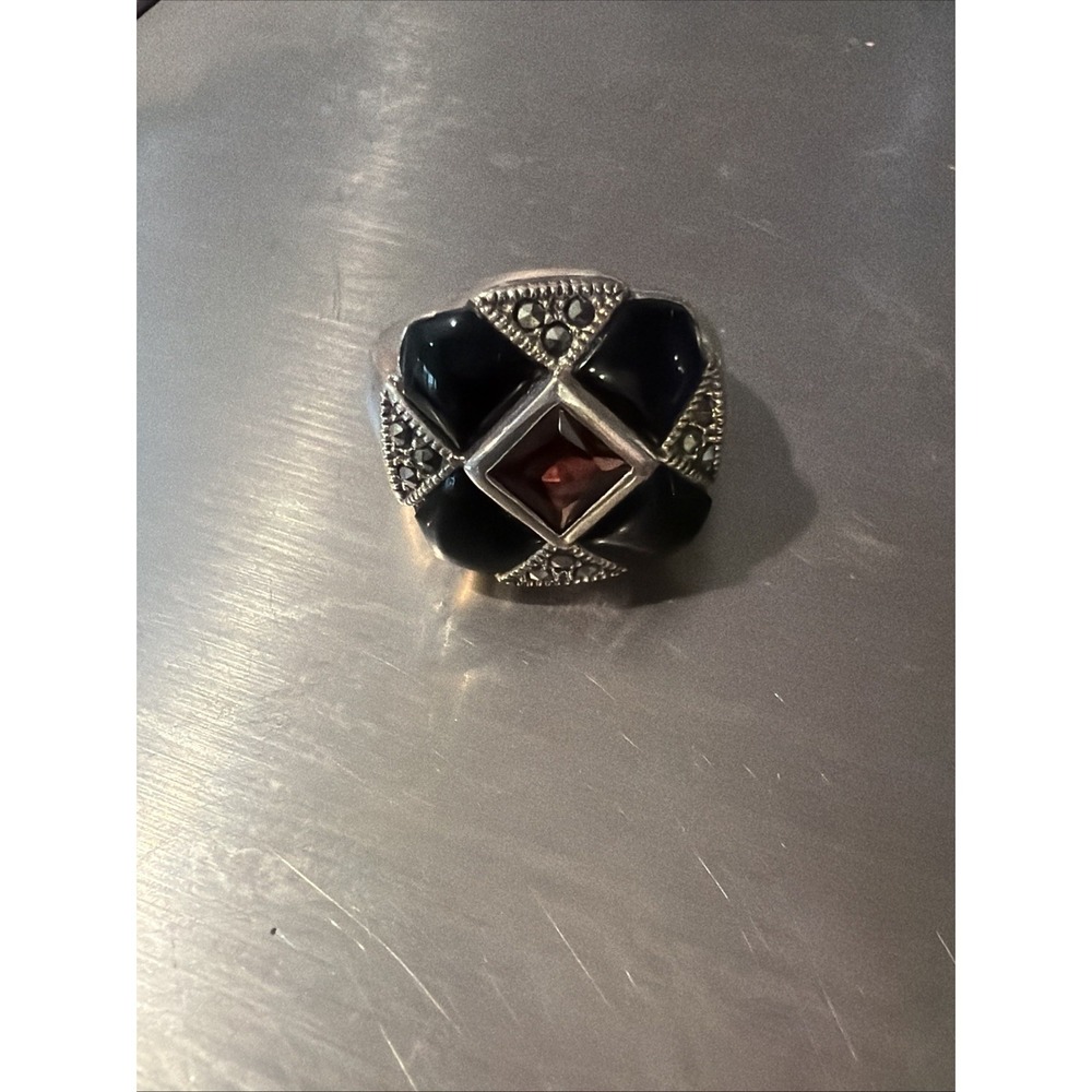 Vtg Signed NF Thailand 925 Sterling Silver Onyx Garnet & Marcasite Ring SZ 7 10g